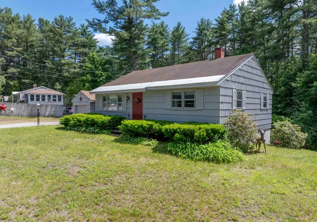 Homes for sale in Belmont, NH | 92 Gilmanton Rd, Belmont, NH 03220 | MLS# 5084374