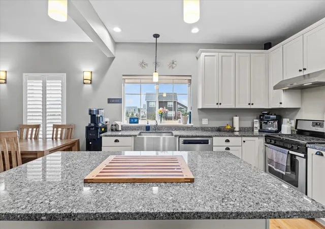 Homes for sale in South Burlington, VT | 150 Rye Cir, South Burlington, VT 05403 | MLS# 5084441