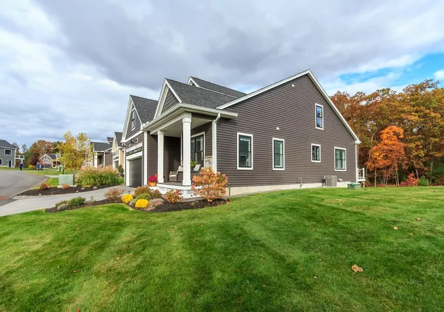 Homes for sale in Windham, NH | 2 Del Ray Dr, Windham, NH 03087 | MLS# 5084449