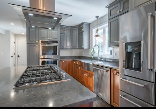 Photo 3 of Single family home for sale at 18 Richfield Wy, Wilton, NH 03086 | MLS# 5084494 | Listing updated on 2026-07-01