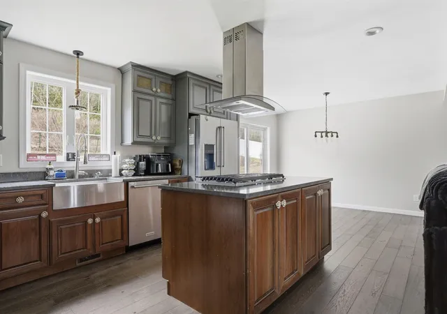 Photo 4 of Single family home for sale at 18 Richfield Wy, Wilton, NH 03086 | MLS# 5084494 | Listing updated on 2026-07-01