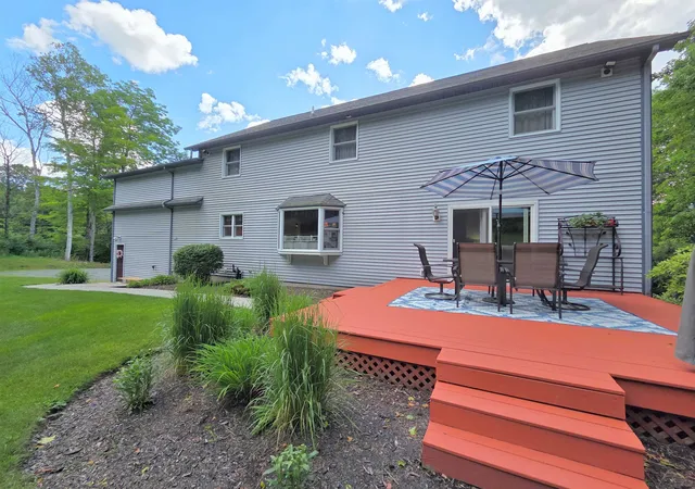 3rd image of 229 Meadow Wood Ln #6, Waterford, VT 05819 | MLS# 5084512