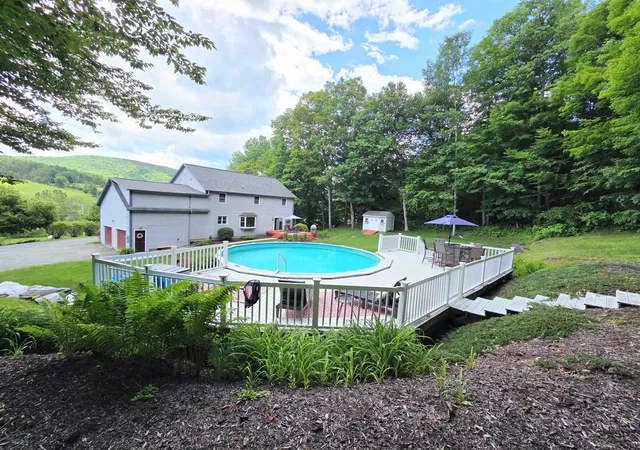 4th image of 229 Meadow Wood Ln #6, Waterford, VT 05819 | MLS# 5084512