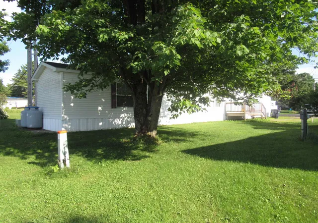 Single family home for sale at 2477 Us Route 5 Route #C-11, Derby, VT 05829 | MLS# 5084534