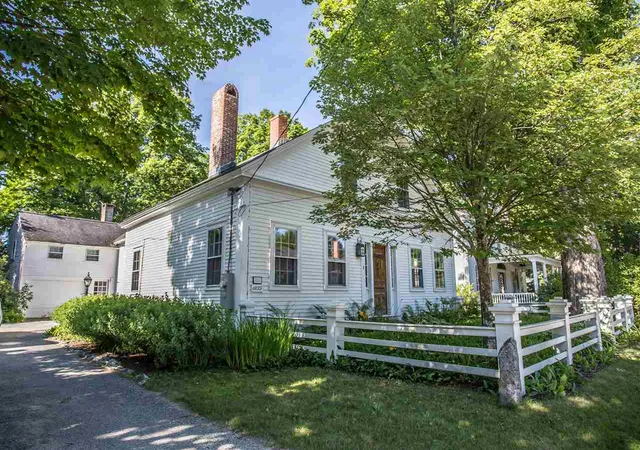 Photo 3 of Single family home for sale at 4 Main St, Hancock, NH 03449 | MLS# 5084549 | Listing updated on 2026-05-27