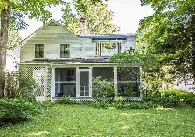 Photo 3 of Single family home for sale at 4 Main St, Hancock, NH 03449 | MLS# 5084549 | Listing updated on 2026-05-27