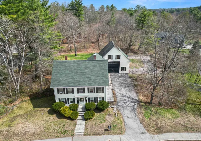 Homes for sale in Salem, NH | 16 School St, Salem, NH 03079 | MLS# 5084584