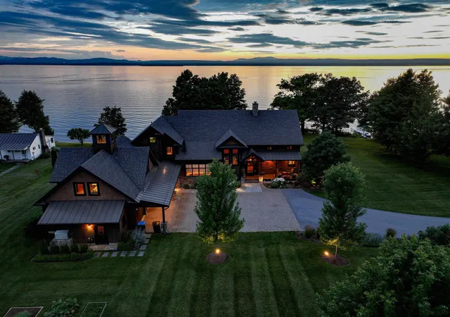 2nd image of 571 West Shore Rd, South Hero, VT 05486 | MLS# 5084680