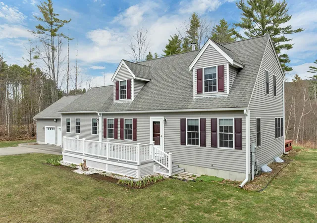 Homes for sale in Hebron, NH | 22 Duckworth Rd, Hebron, NH 03241 | MLS# 5084697