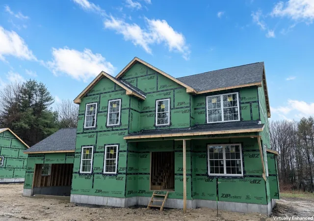 Photo 1 of Single family home for sale at 684 Portland St, Rochester, NH 03867 | MLS# 5084779 | Listing updated on 2026-10-06