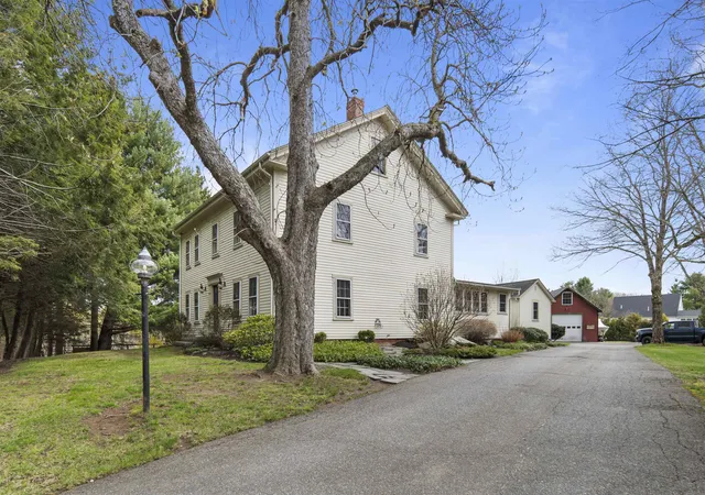 image of 64 Kingston Rd, Exeter, NH 03833 | MLS# 5084800