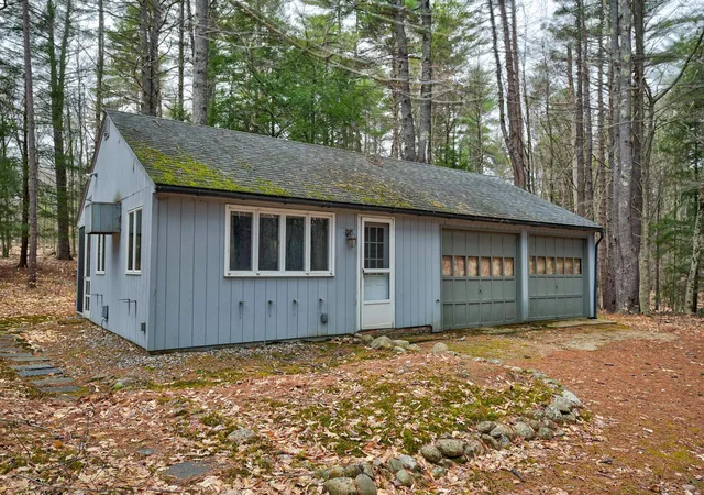 Photo 4 of Single family home for sale at 2500 West Side Rd, North Conway, NH 03860 | MLS# 5084891 | Listing updated on 2026-09-18