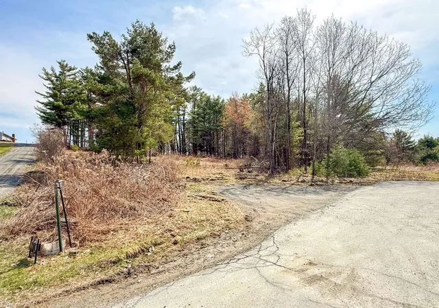 Homes for sale in Hartford, VT | 0 Meadow Ln, Hartford, VT 05001 | MLS# 5085033