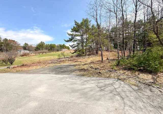 Homes for sale in Hartford, VT | 0 Meadow Ln, Hartford, VT 05001 | MLS# 5085033