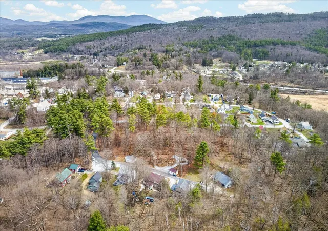 56th image of 25 Bluff St, Proctor, VT 05765 | MLS# 5085060