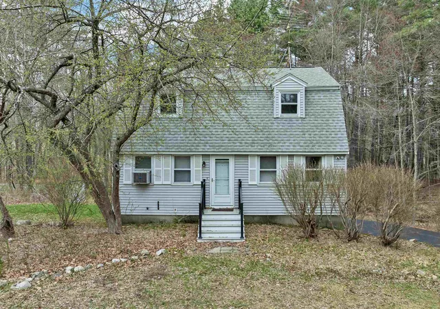 Homes for sale in Windham, NH | 12 Blueberry Rd, Windham, NH 03087 | MLS# 5085144