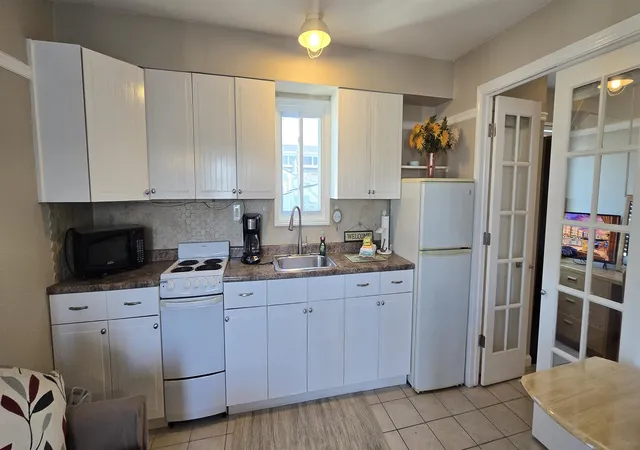 5th image of 12 G St, Hampton, NH 03842 | MLS# 5085225