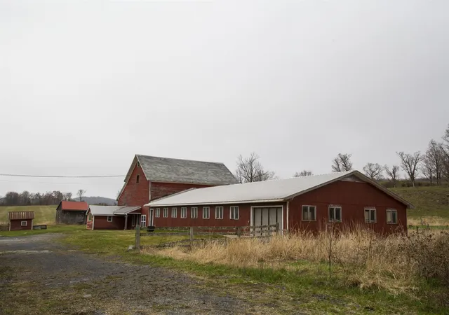 4th image of 557 Pleasant Valley Rd, Benson, VT 05743 | MLS# 5085235