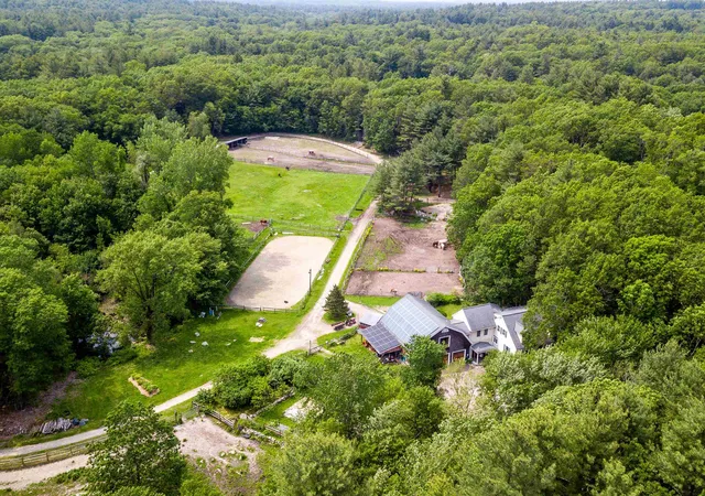 2nd image of 225 Lowell Rd, Carlisle, MA 01741 | MLS# 5085290