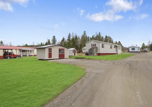 3rd image of 6 Darwin Dr, Stewartstown, NH 03576 | MLS# 5085455