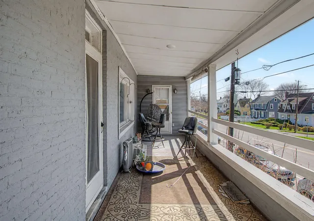 4th image of 10-12 Shelburne St, Burlington, VT 05401 | MLS# 5085532