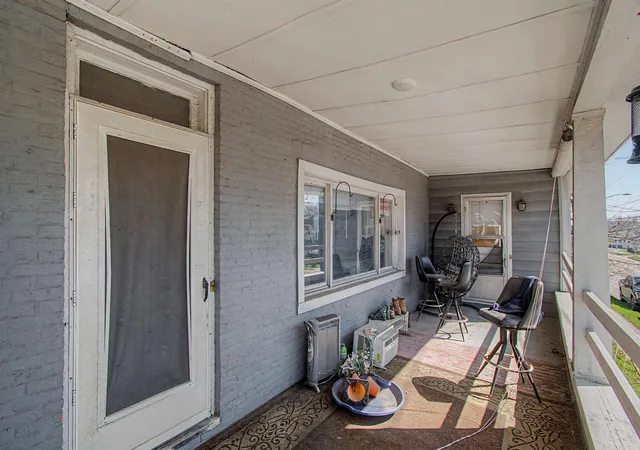 5th image of 10-12 Shelburne St, Burlington, VT 05401 | MLS# 5085532