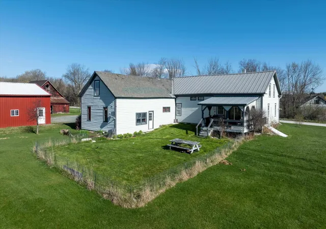 Photo 3 of Single family home for sale at 2091 North Lake Rd, Benson, VT 05743 | MLS# 5085614 | Listing updated on 2026-05-20