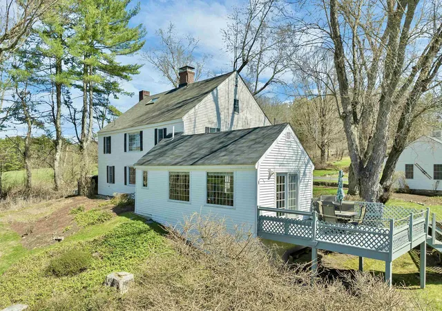 4th image of 247 Meredith Center Rd, Meredith, NH 03253 | MLS# 5085666