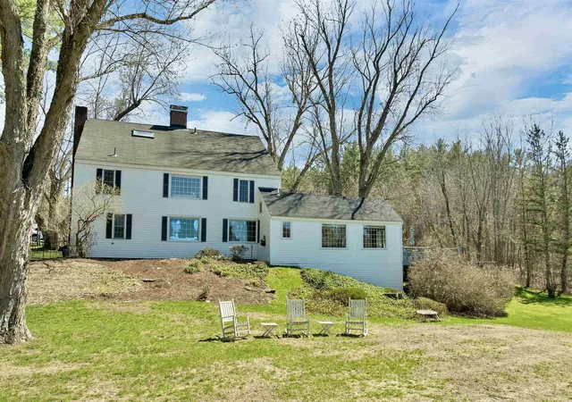 5th image of 247 Meredith Center Rd, Meredith, NH 03253 | MLS# 5085666