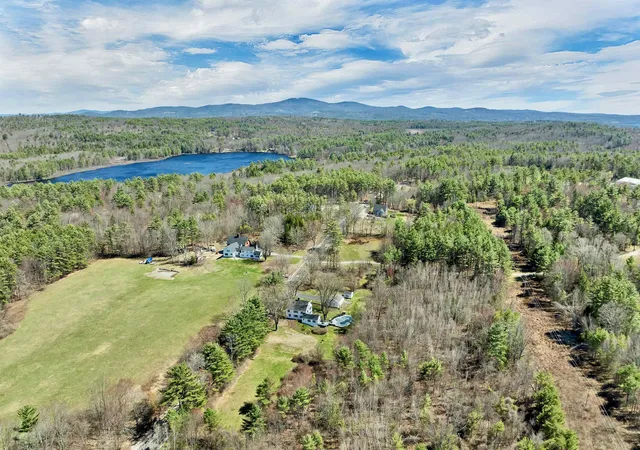 Homes for sale in Meredith, NH | 247 Meredith Center Rd, Meredith, NH 03253 | MLS# 5085666