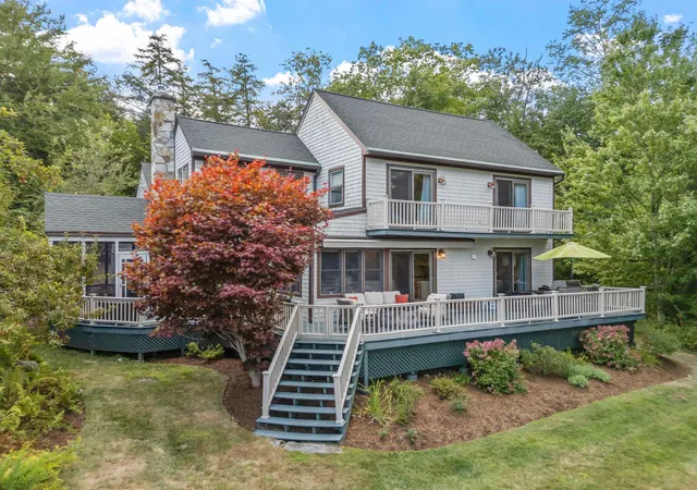 Photo 3 of Single family home for sale at 14 Island View Dr, Moultonborough, NH 03254 | MLS# 5085782 | Listing updated on 2026-07-08