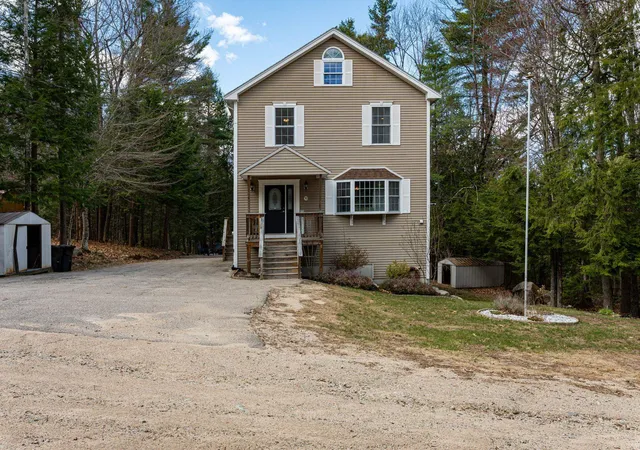 3rd image of 70 Landsdown Ln, Conway, NH 03818 | MLS# 5085800