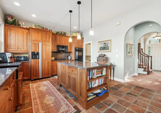 Photo 3 of Single family home for sale at 78 Garnet St, Sunapee, NH 03782 | MLS# 5085816 | Listing updated on 2026-08-26
