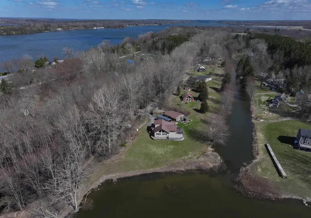 3rd image of 352 Canal Ln, North Hero, VT 05474 | MLS# 5085829