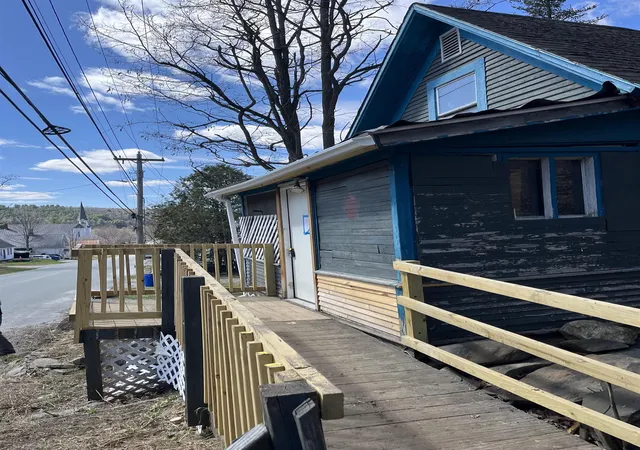Photo 3 of Single family home for sale at 76 Water St, Barton, VT 05822 | MLS# 5085847 | Listing updated on 2026-09-18