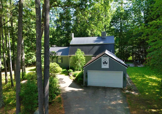 Homes for sale in Wolfeboro, NH | 11 Robin Acres Dr, Wolfeboro, NH 03894 | MLS# 5085895