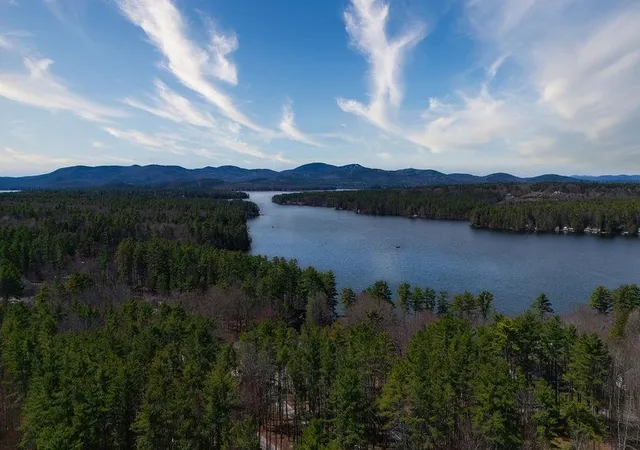 Homes for sale in Wolfeboro, NH | 11 Robin Acres Dr, Wolfeboro, NH 03894 | MLS# 5085895