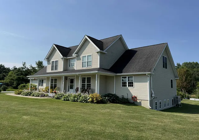 Photo 2 of Single family home for sale at 55 Braeside Pl, North Ferrisburgh, VT 05473 | MLS# 5085942 | Listing updated on 2026-08-19