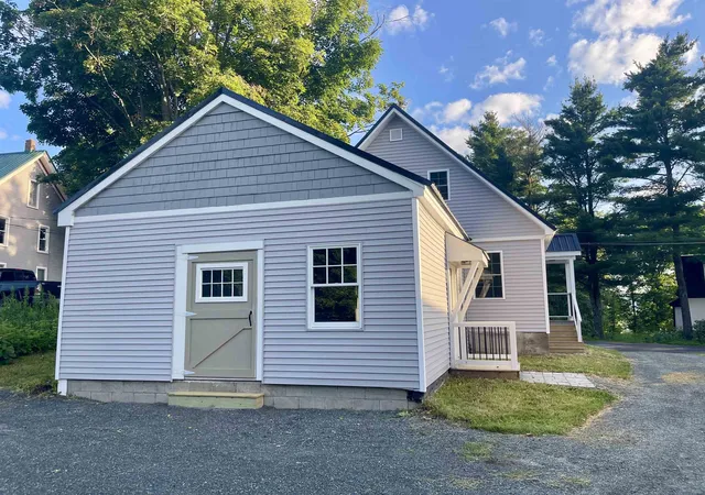 Photo 3 of Single family home for sale at 94 Brainerd St, Danville, VT 05828 | MLS# 5085959 | Listing updated on 2026-09-09