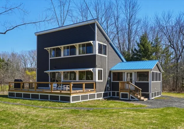 1st image of 1233 Blockhouse Point Rd, North Hero, VT 05474 | MLS# 5085966