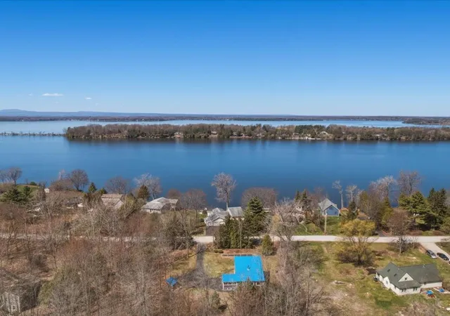 2nd image of 1233 Blockhouse Point Rd, North Hero, VT 05474 | MLS# 5085966