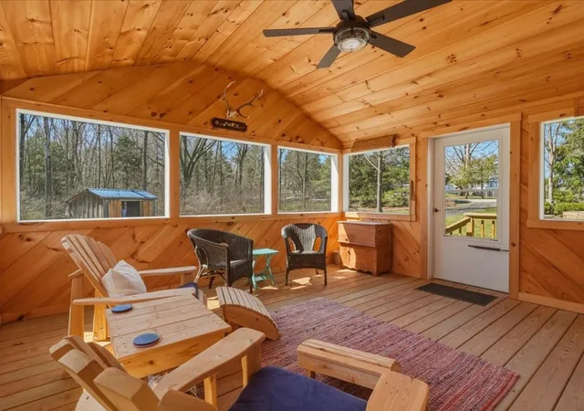 3rd image of 1233 Blockhouse Point Rd, North Hero, VT 05474 | MLS# 5085966