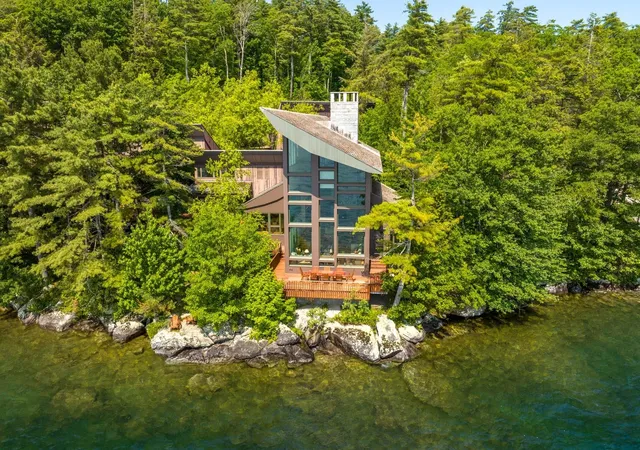 Photo 3 of Mansion for sale at 20 Wyman Dr, Wolfeboro, NH 03894 | MLS# 5086004 | Listing updated on 2026-08-19