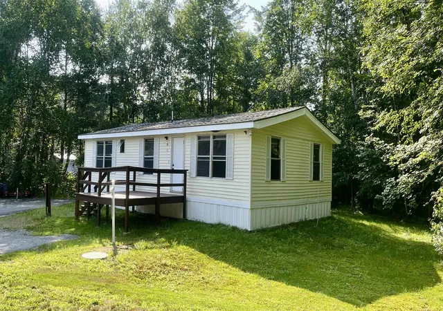 Photo 2 of Manufactured home for sale at 862 Mayhew Turnpike #13, Bristol, NH 03222 | MLS# 5086110 | Listing updated on 2026-10-03