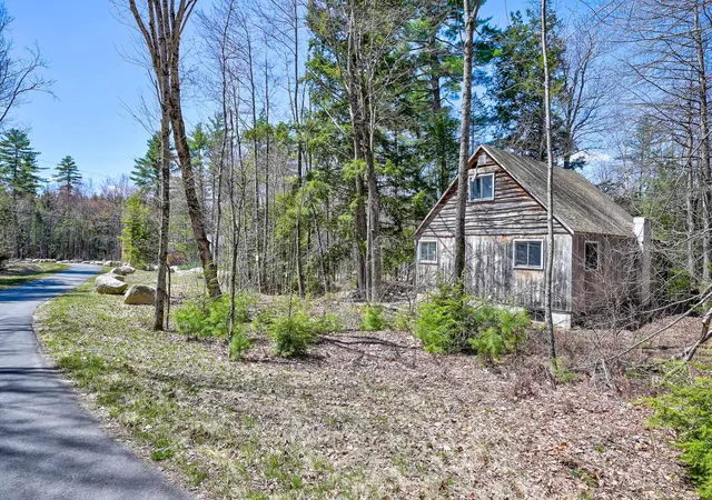 Photo 2 of Single family home for sale at 29 Hawk Rd, North Conway, NH 03860 | MLS# 5086164 | Listing updated on 2026-09-04