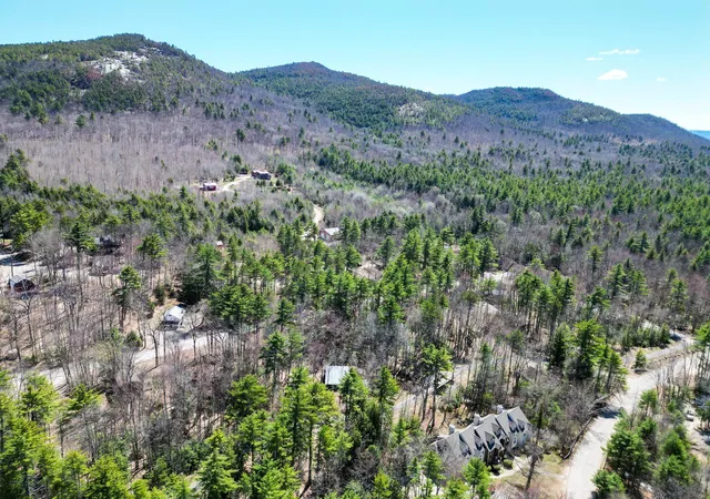 Photo 4 of Single family home for sale at 29 Hawk Rd, North Conway, NH 03860 | MLS# 5086164 | Listing updated on 2026-09-04