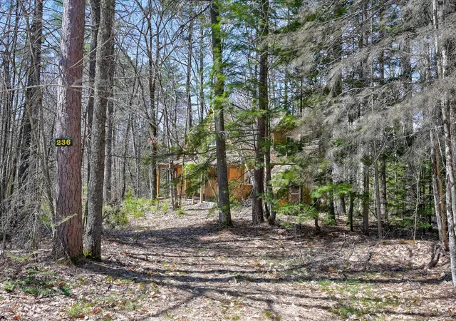 2nd image of 236 Thompson Rd, Conway, NH 03860 | MLS# 5086167