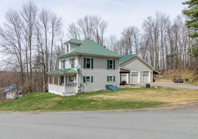 1st image of 77 Water St, Orleans, VT 05860 | MLS# 5086195