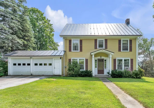 Photo 1 of Single family home for sale at 341 Tremont St, Barre, VT 05641 | MLS# 5086223 | Listing updated on 2026-09-18