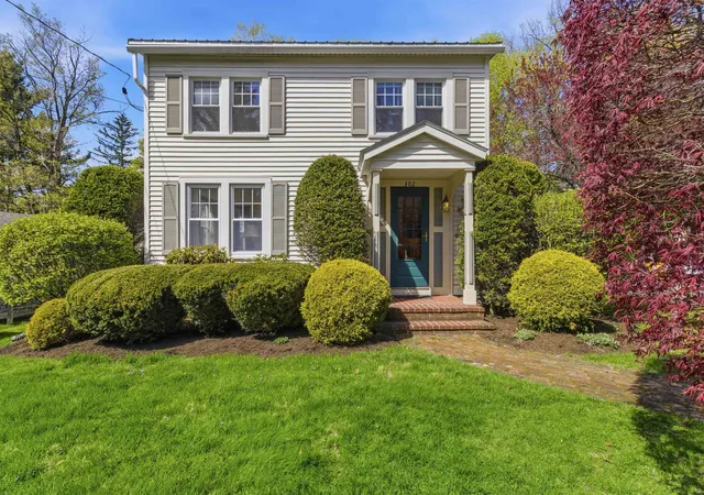 2nd image of 302 Prospect St, Bennington, VT 05201 | MLS# 5086287